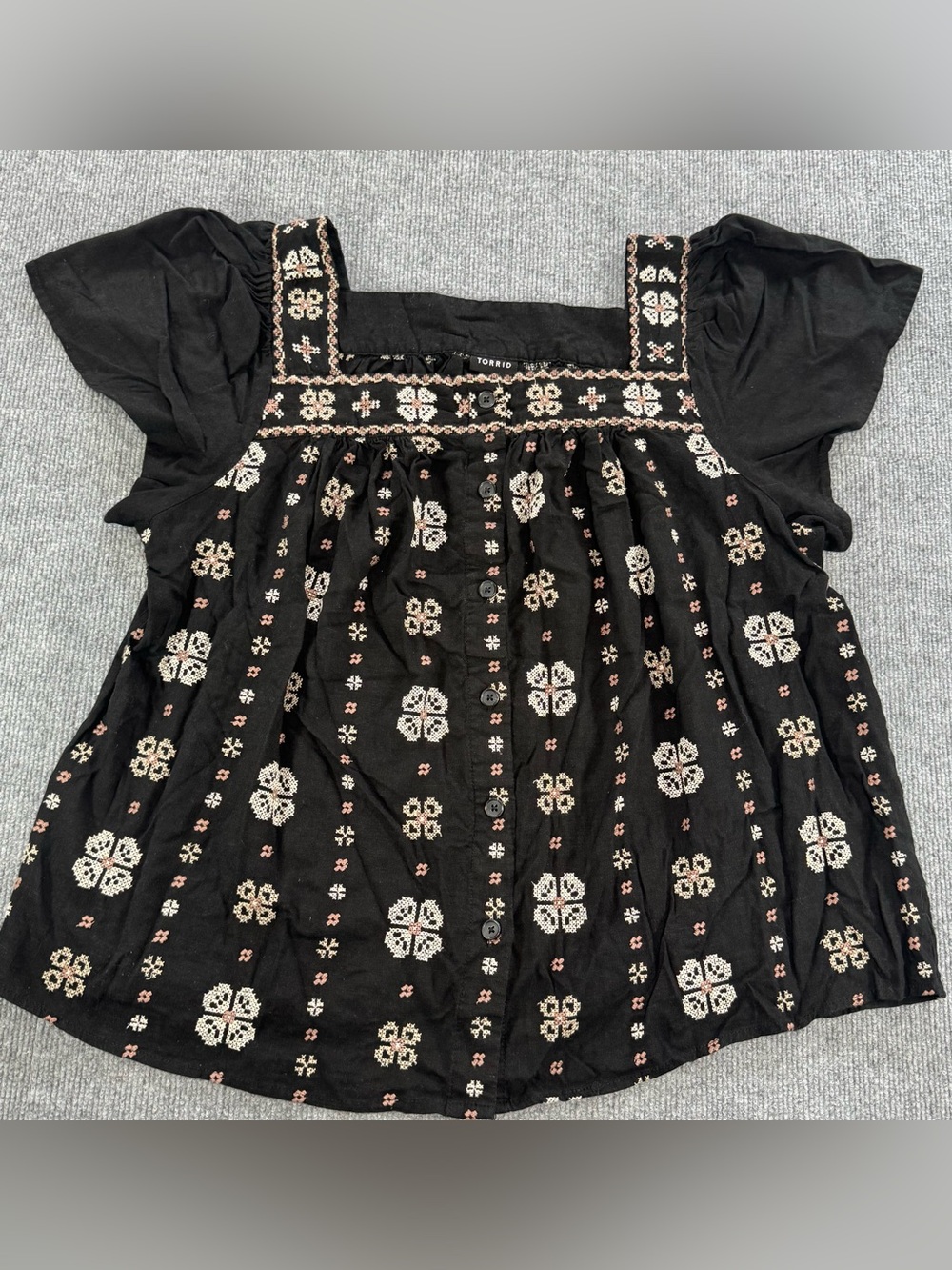Torrid Embroidered Linen Peasant Blouse 2 Black Flutter Sleeve Cottagecore Boho